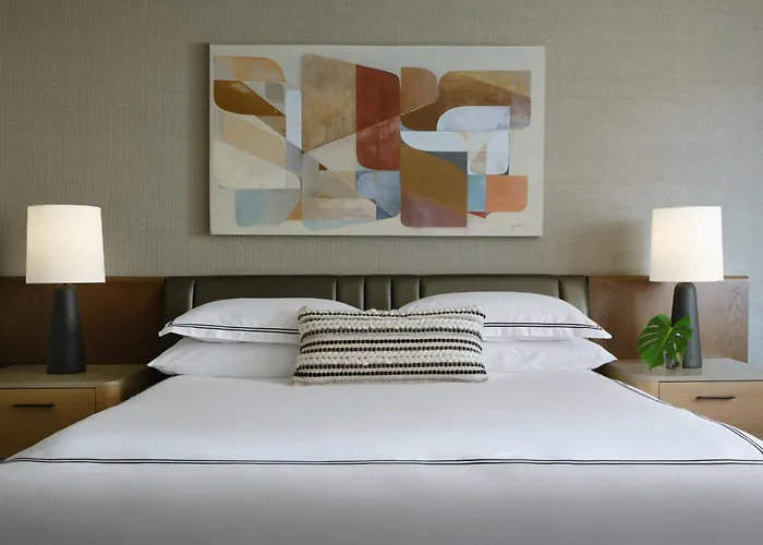 Kimpton Palomar Phoenix Cityscape By IhgAirport Hotel